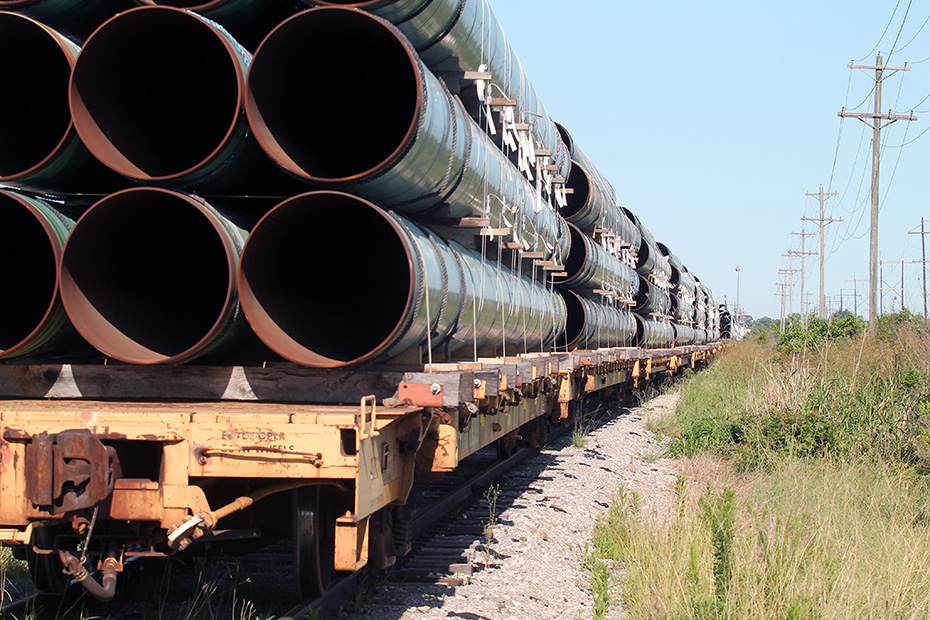 059773 Ff RGB W Flatcars Loaded With Pipeline Pipe At The Port Of Iberia On The Pesson Spur North Curtis Lane New Iberia Louisiana USA 26 May 2022 